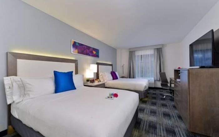 Holiday Inn Express & Suites San Diego - Mission Valley By IHG