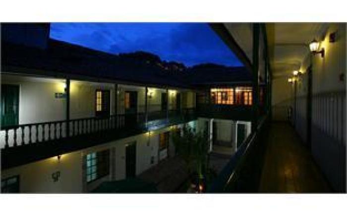Hotel Raymi