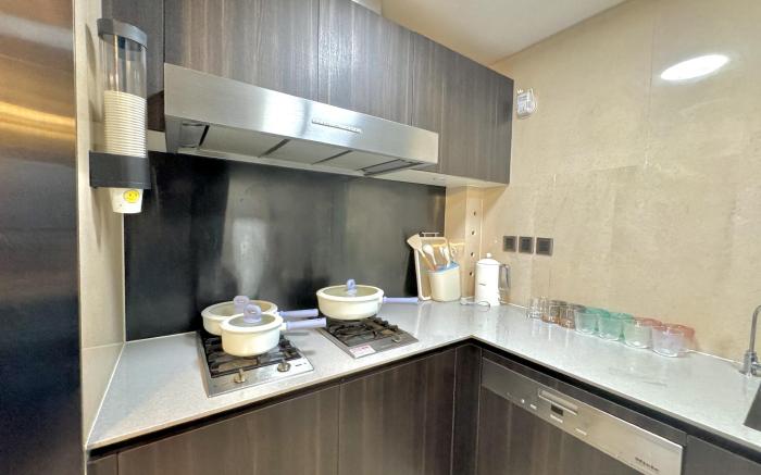 ZHome-Luxury Three bedroom Suite-Near the Bund