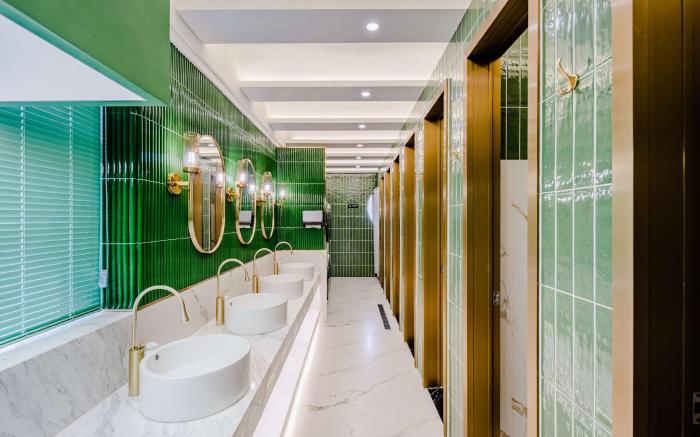 Paris Hotel