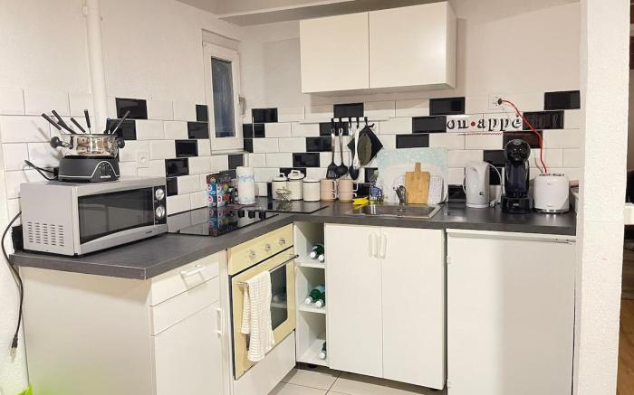 entire and independent townhouse