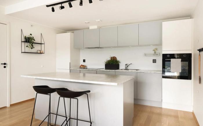 Spacious luxury, Terrace + Parking