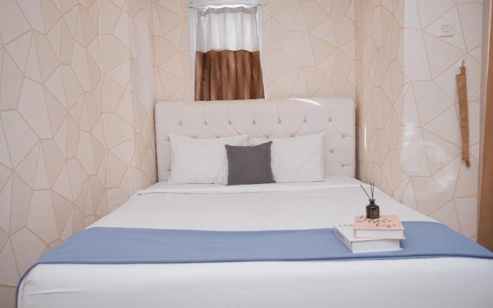 Cozy Stay Studio Apt Urbantown Serpong By Travelio