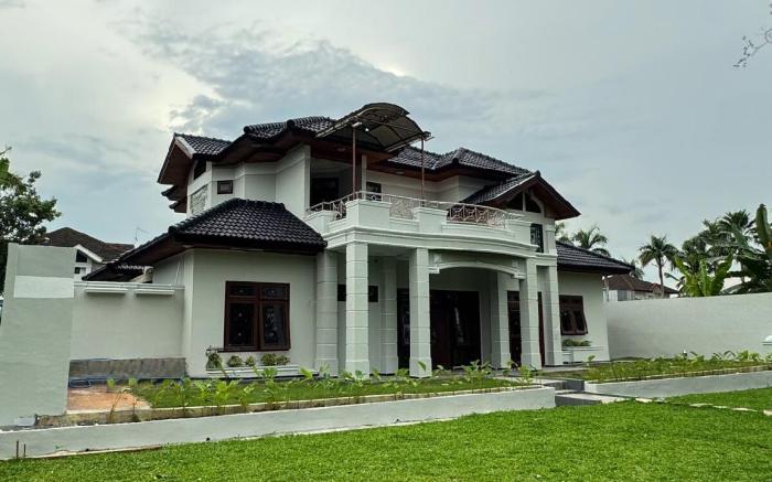 the Nawasena Villa Medan w/Private Pool Escape