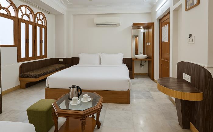 The Sky Comfort Hotel Shreenath 
