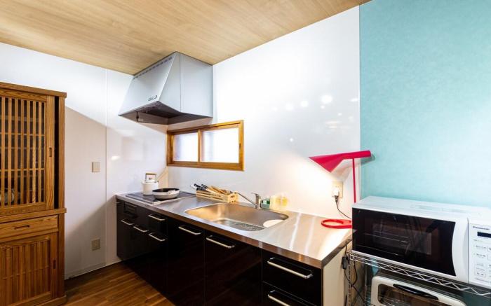 Private Villa/Up to 14 Guests/4 Bedrooms/1 Garage