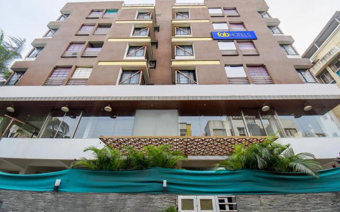 Fabhotel Sai Raj - Nr Zeel college