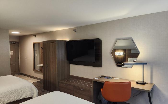 Holiday Inn Express Hotel & Suites Crawfordsville By IHG