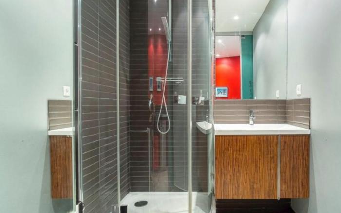 One Bedroom Apartment Centre Lyon