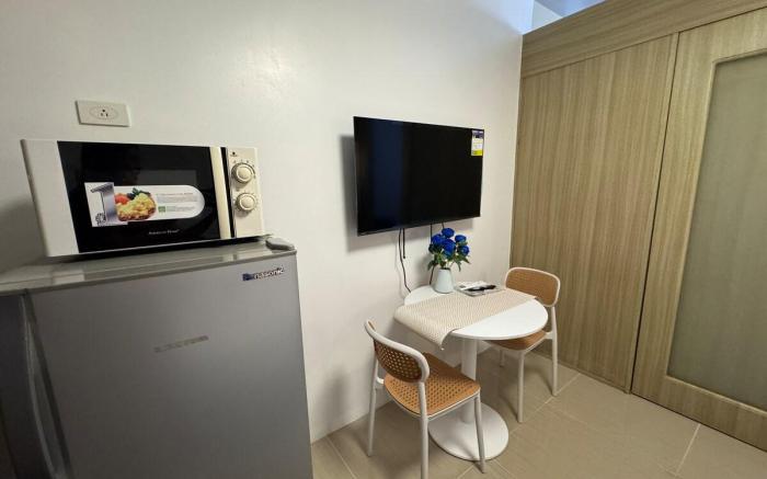 Shore Residences Pool View Room 628 by Prime Stay