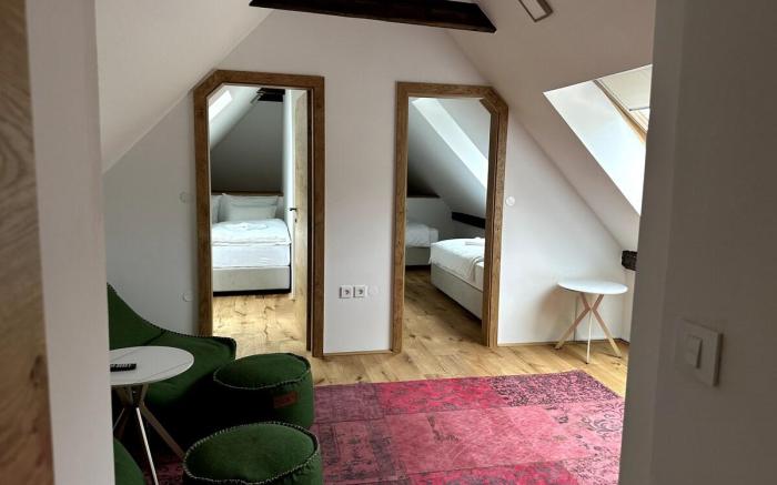 2BR suite| Attic w/ mountain view| We♥Pets| Free P