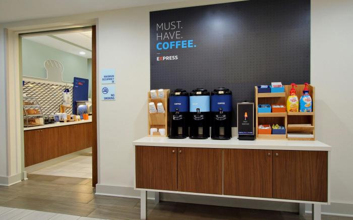 Holiday Inn Express Hotel and Suites Okmulgee By IHG