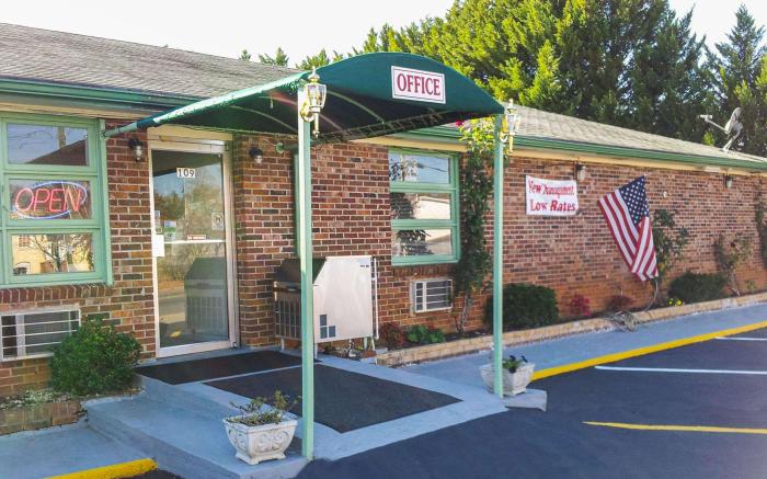 Relax Inn Westminster