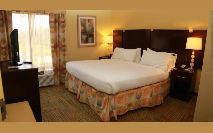 Holiday Inn Express Hotel & Suites Perry By IHG