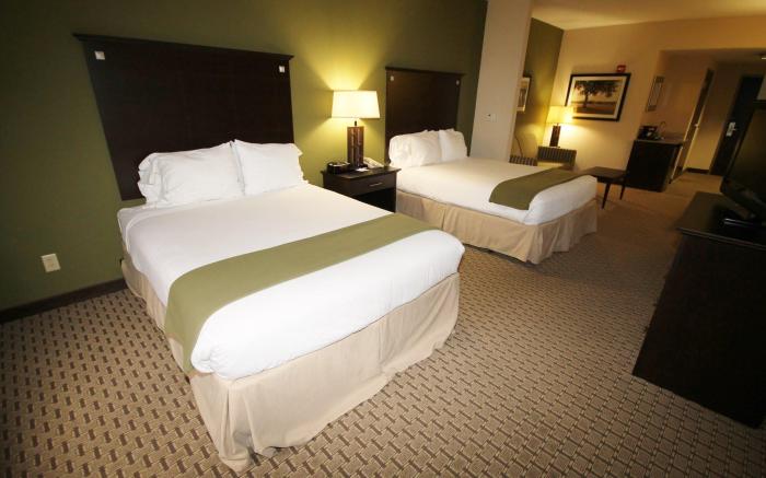 Holiday Inn Express Hotel & Suites Opelika Auburn By IHG