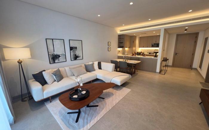 Elite 1BR @ Roka Lounge, Financial Harbour