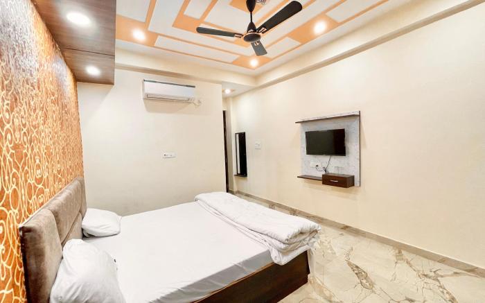 VNS - SUNAYANA GUEST HOUSE -Near Kashi Temple