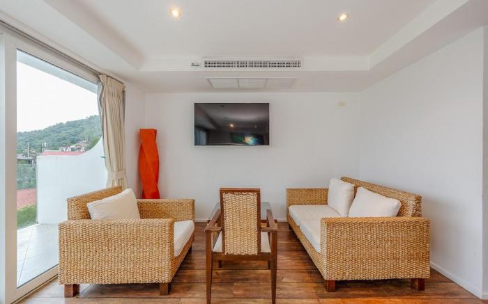 Sea-View Condo | 5 Min Walk to Kata Beach C206