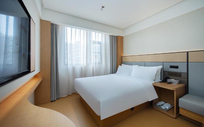 Ji Hotel Shanghai Jingan Zhabei Park