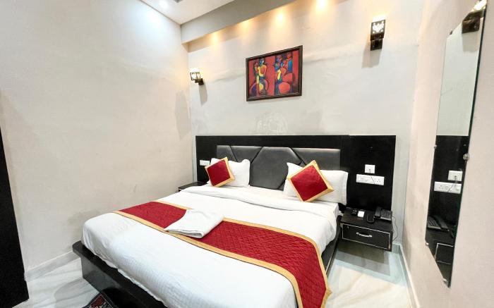 VNS - PS  Residency - Near Kashi Vishwanath Temple