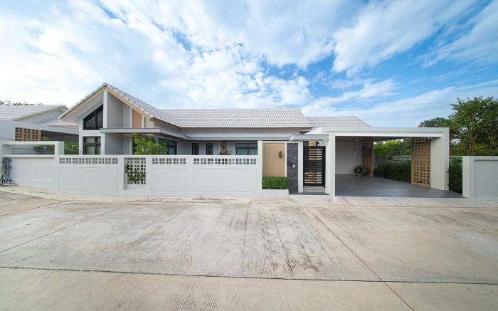 Pool Villa Nikom Pattana