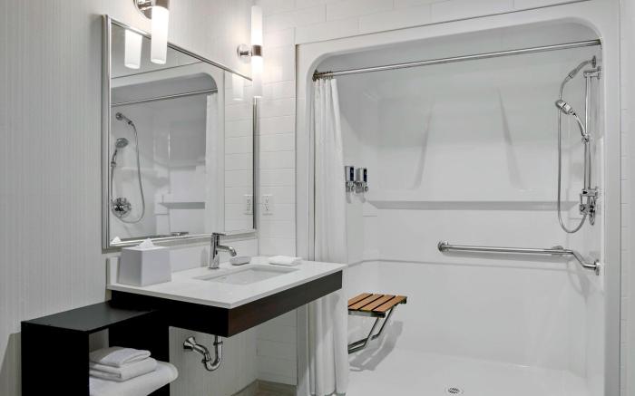 Four Points by Sheraton Edmonton International Airport