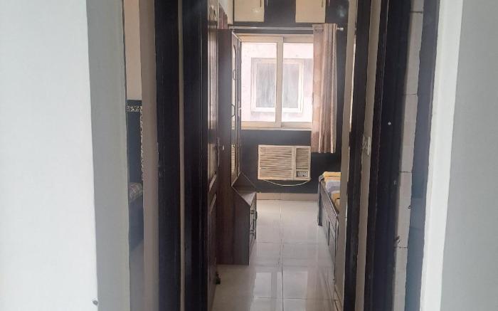 Gokul 2 BHK Entire Flat Bharat City