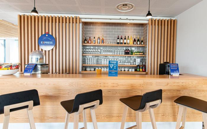 Holiday Inn Express Bordeaux - Lormont By IHG