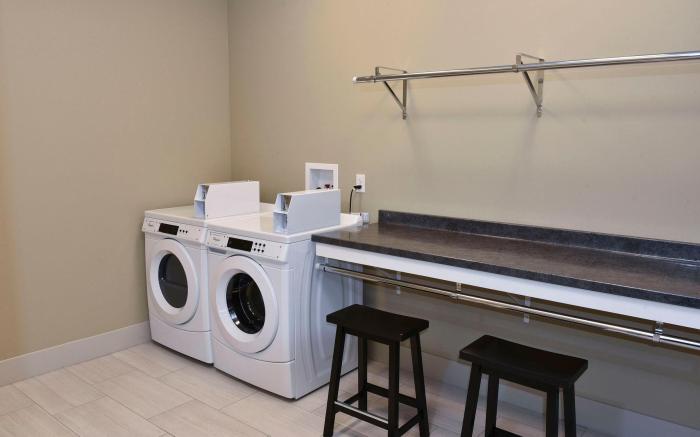 Holiday Inn Express And Suites MADISONVILLE By IHG