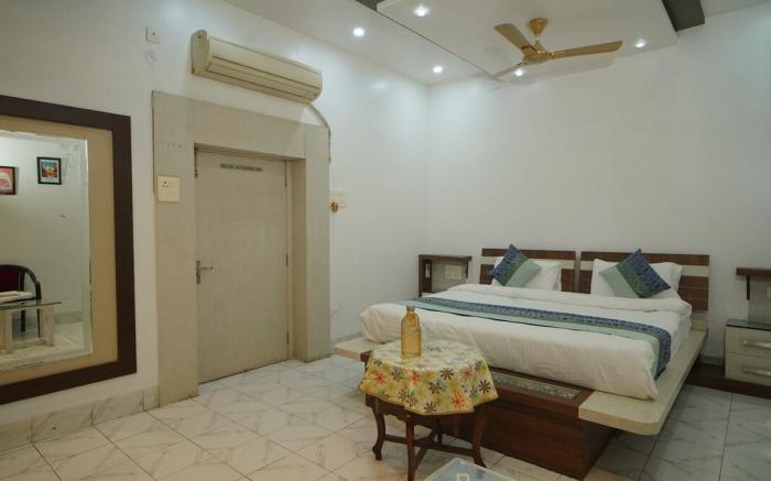 Raahi: Luxury 4 BHK Flat Near Kashi Vishwanath