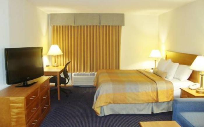 Best Western West Towne Suites
