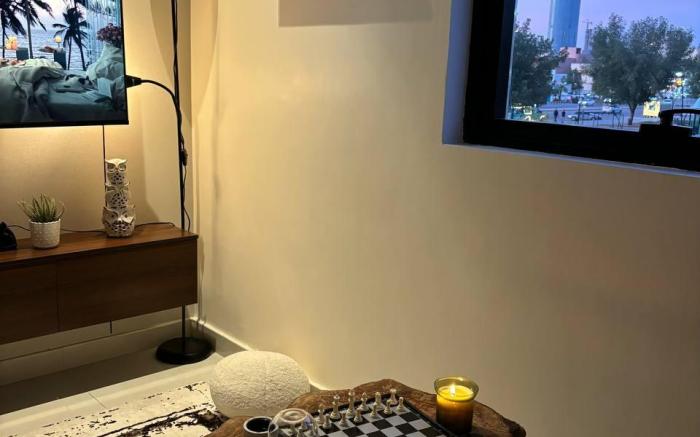 استديو ميد نايت