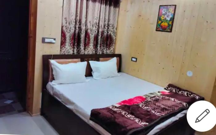 Madhav Palace Homestay Fagu