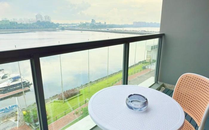 Endless SeaviewStudio unit atR&FSeine RegionByANJU