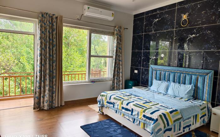 SAAR PALAMPUR VILLA  5BHK | Dhauladhaar View 