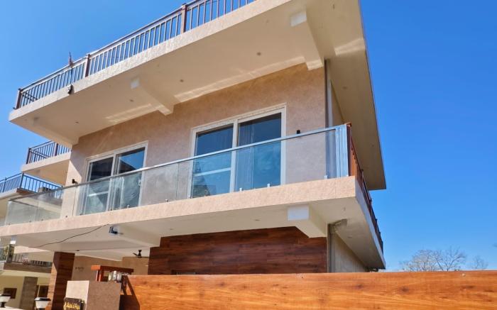 SAAR PALAMPUR VILLA  5BHK | Dhauladhaar View 