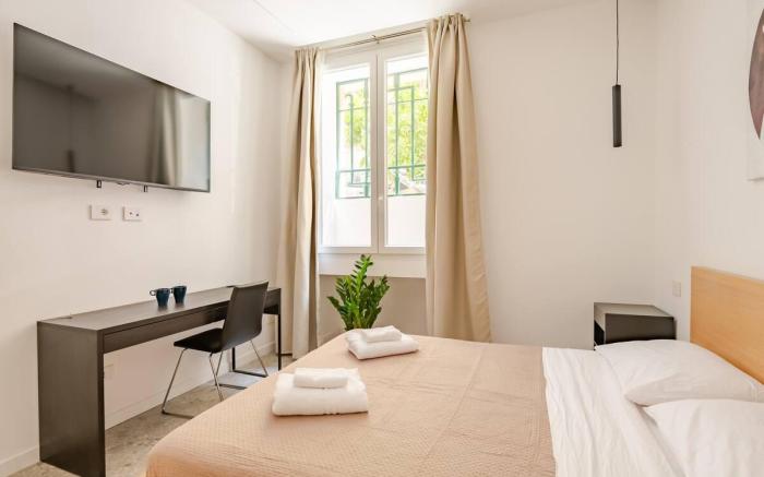 Roma private rooms Vatican City