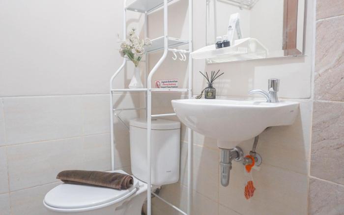 Relaxed Studio Transpark Juanda Bekasi By Travelio