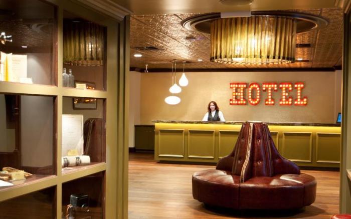 Golden Gate Hotel and Casino