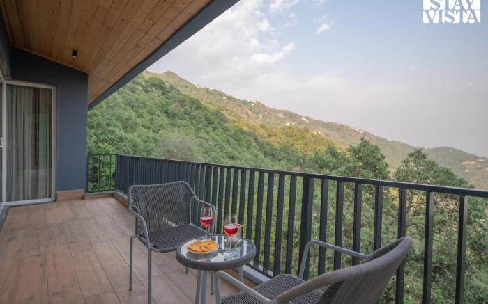 StayVista at  Glass Forest