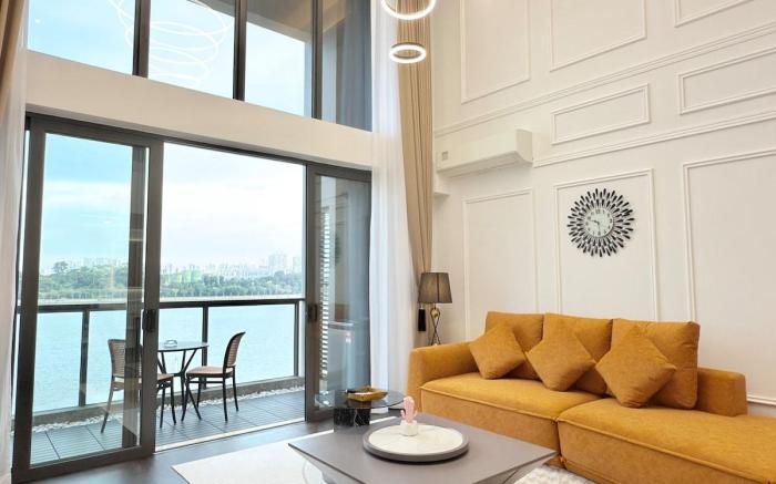 Seaview Duplex unit at R&F Seine Region by Anju