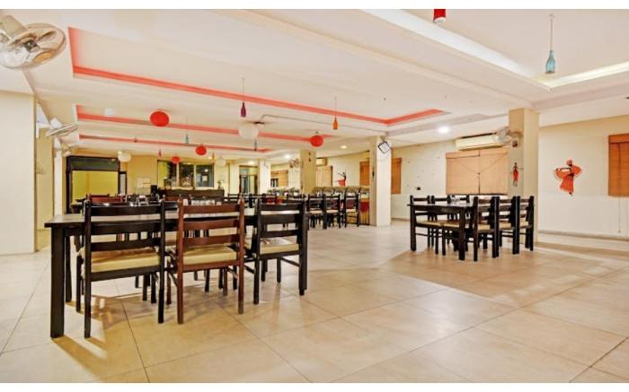 Hotel Shree Vilas ( A Unit of Spirit Residency )