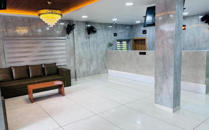 MARINE PLAZA HOTEL