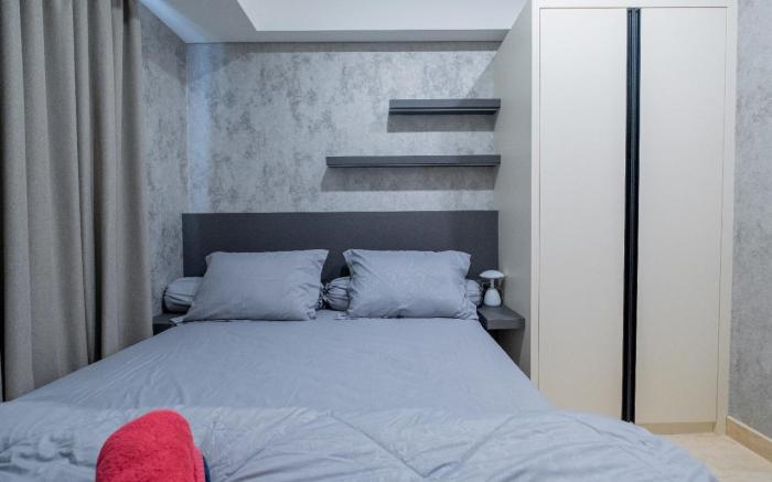 Empire Tower 3BR New-Stylish Contemporer @Podomoro