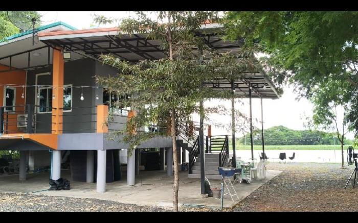 ณัฐพล แอนทีค ริเวอร์ฟร้อนท์