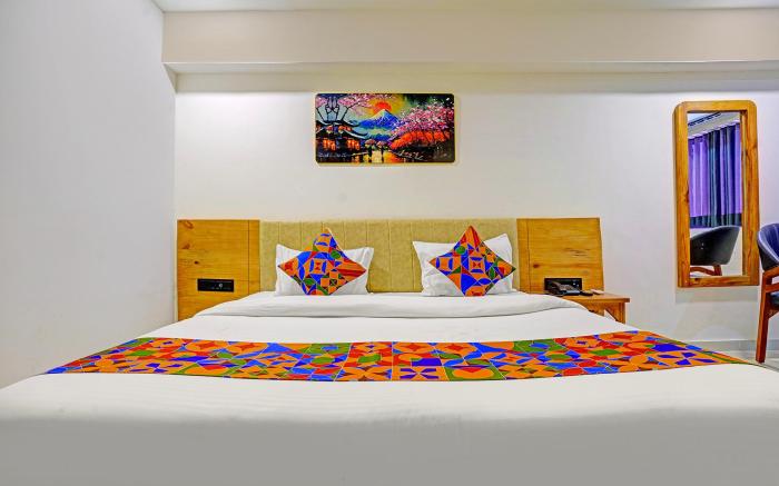 FabHot Royal Manor - Hospital Chowk