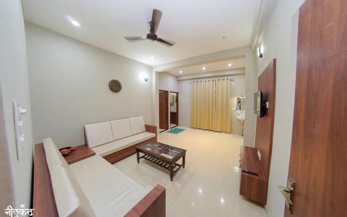 Neelkanth - 1-BHK Flat Near BHU
