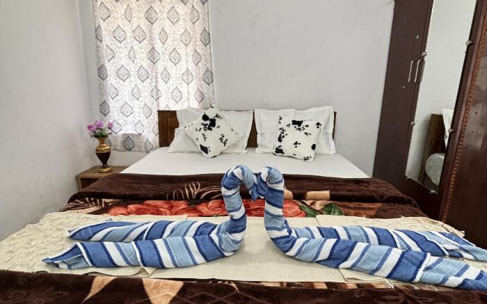 Crown Crest Home Stay