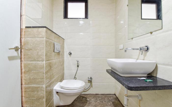 FabHotel The Grand Manmuralidhar
