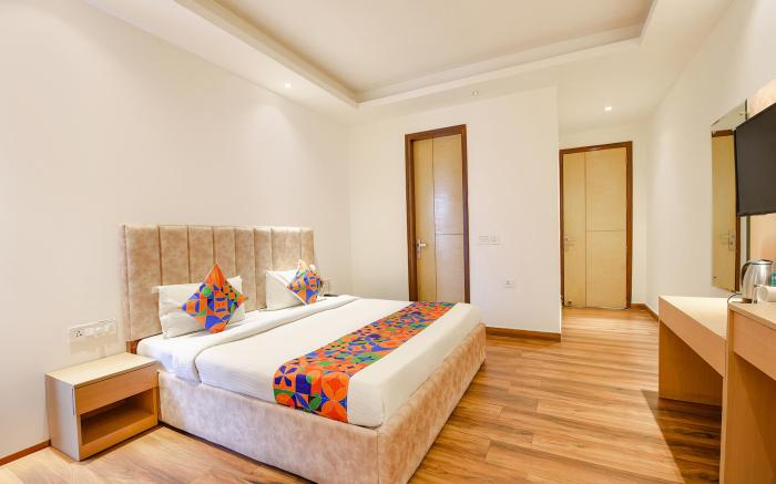 FabHotel The Prime Land - Huda City Centre Metro